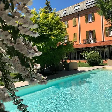 Milano Pool & Garden Отель 3*