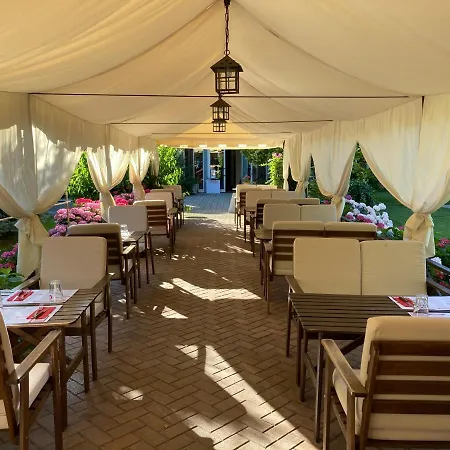 Milano Pool & Garden Hotel Salice Terme