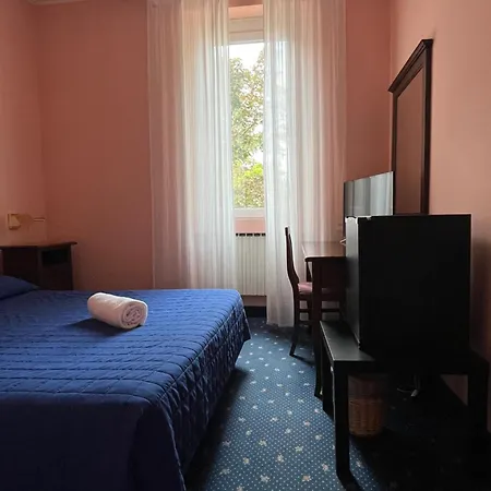 Hotel Milano Pool&garden 3*